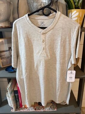 George Heathered Light Gray Henley Tee